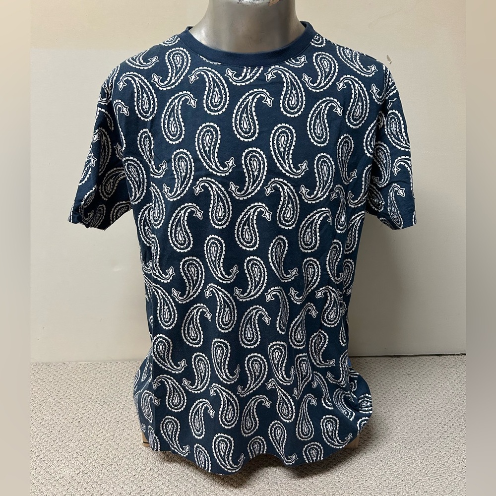 2/$30⚡️- SHIRT | Men’s Original Use shirt size large (fits like a M-L)